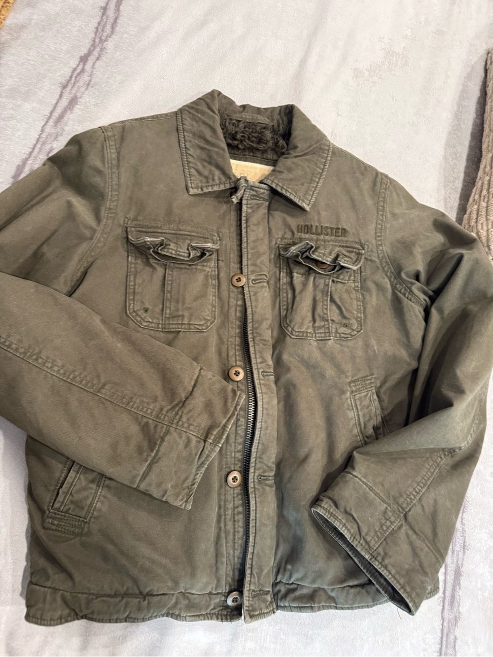 Hollister Men's Field Jacket in Olive